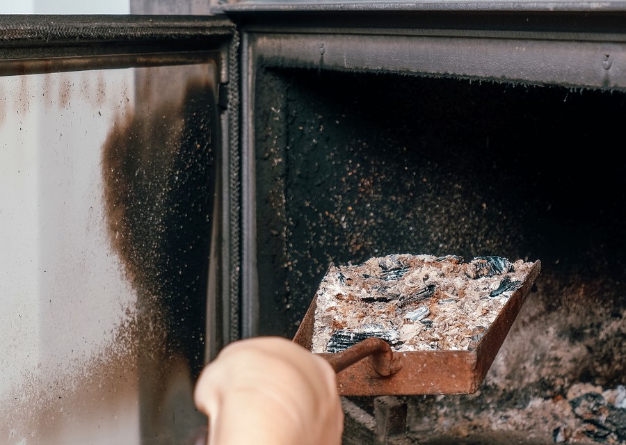 Chimney sweep at work near Galveston, TX