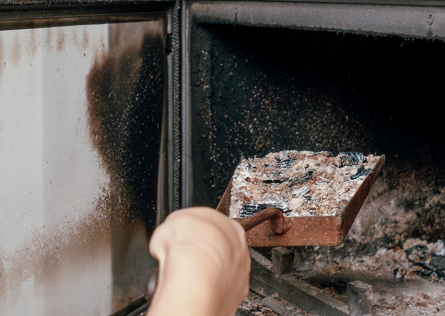 Chimney sweep at work near Desoto, TX