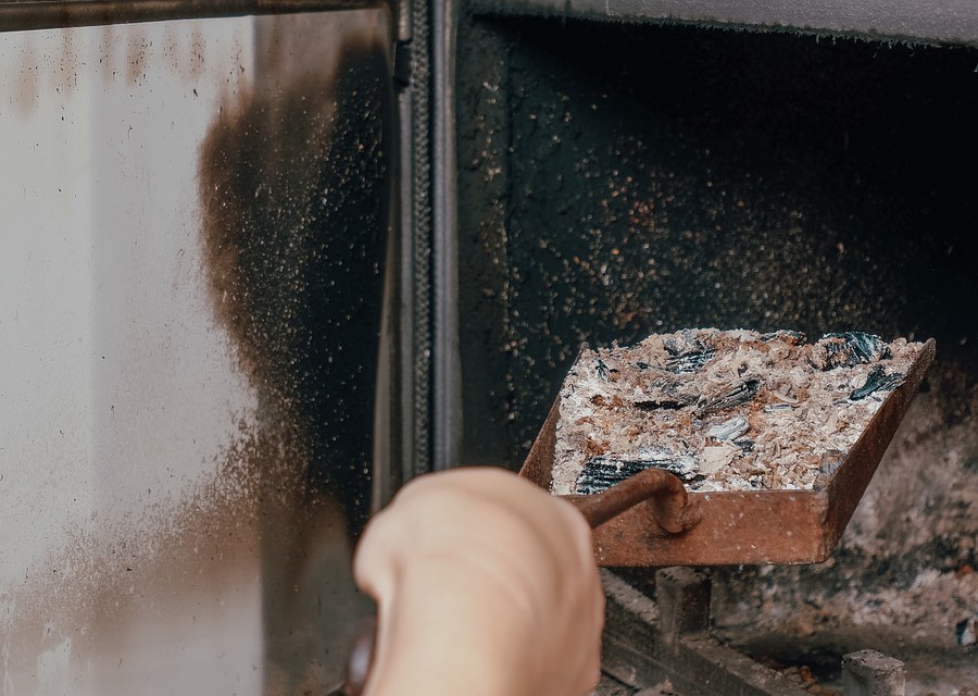 Fireplace and flue cleaning in Pinehurst, TX