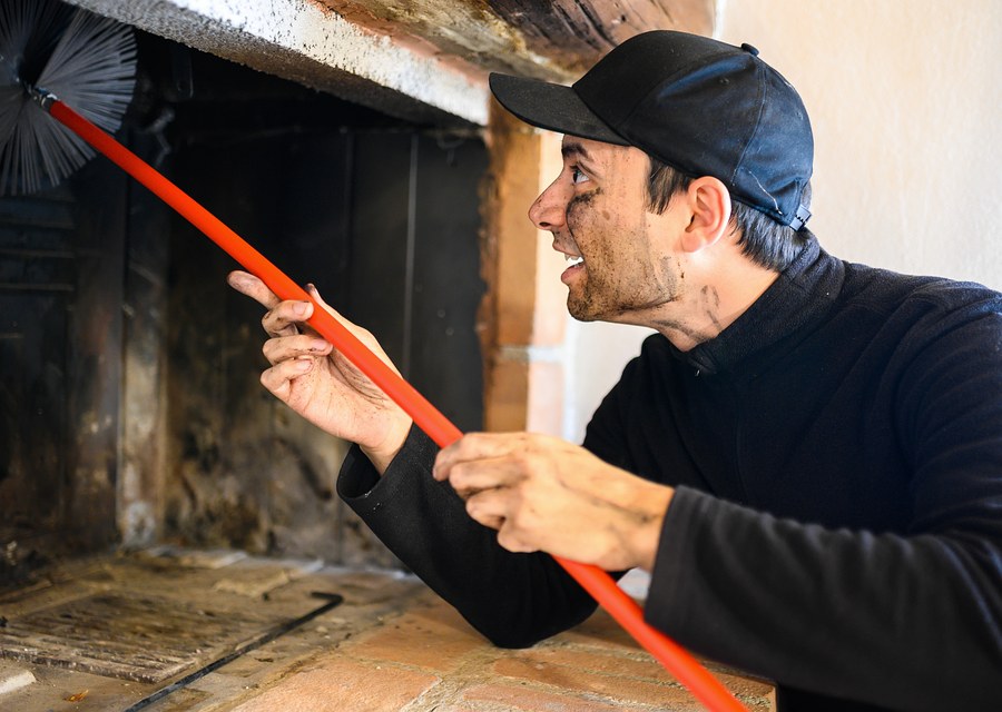 Fireplace and flue cleaning in Midlothian, TX
